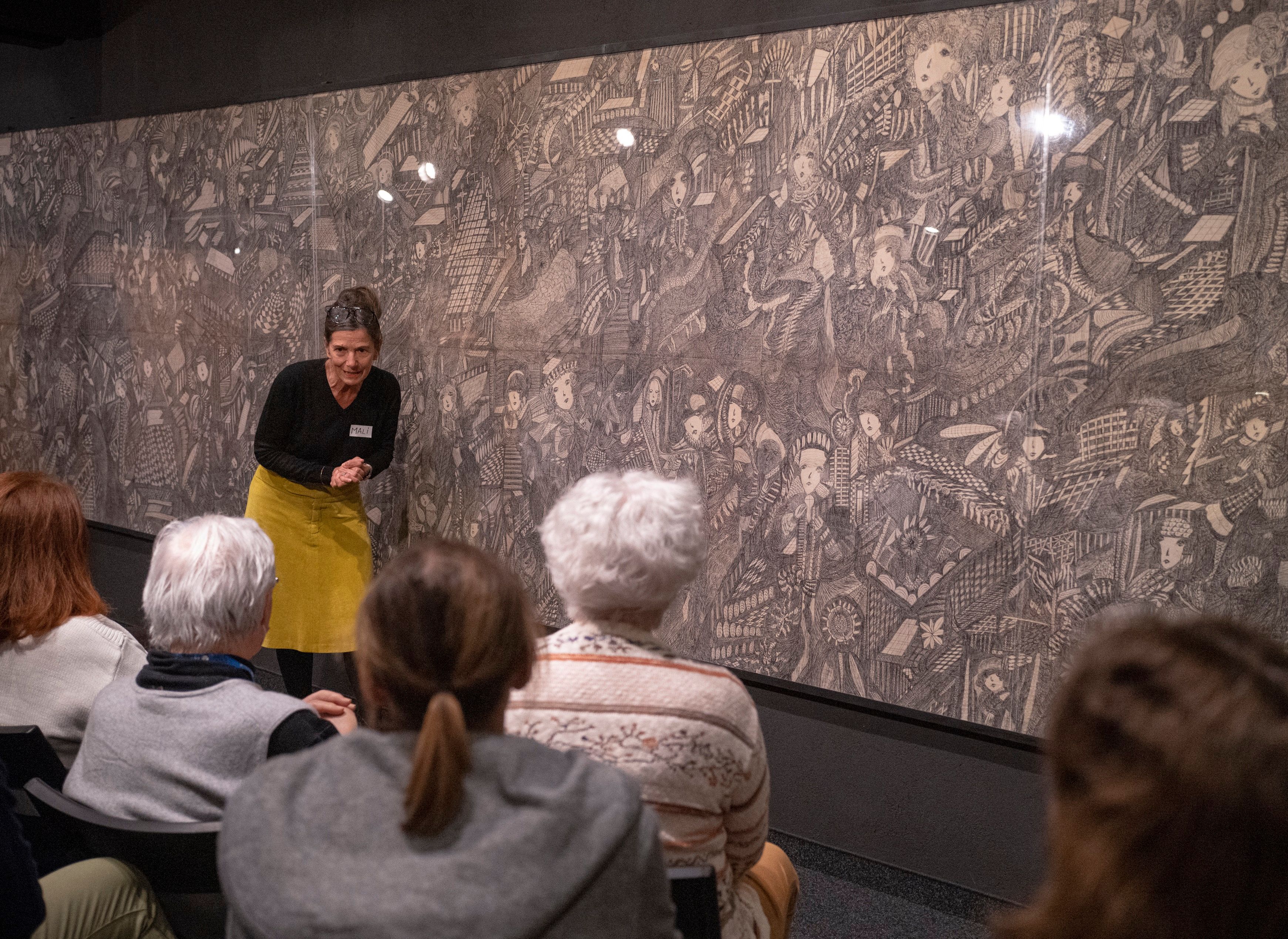 Visite du Musée de l'Art Brut par des personnes ateinte d’Alzheimer